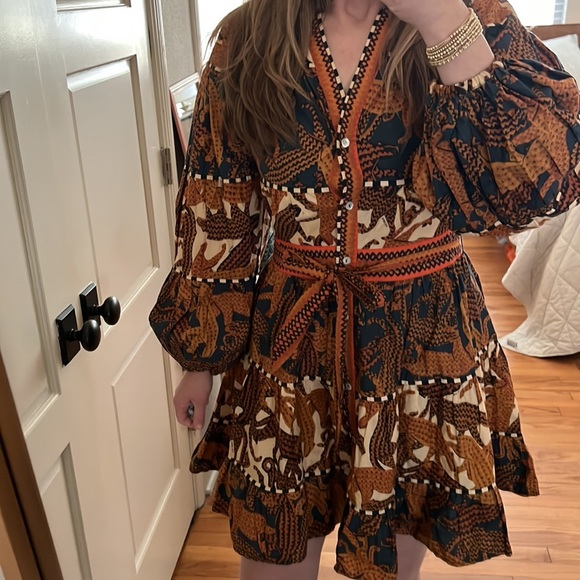 FARM Rio Long Sleeve Print Mini Dress with sash medium - Picture 10 of 16